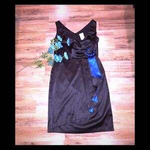 Spiegel women black sleeveless formal midi dress/size 6